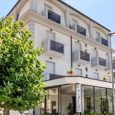 Hotel Tiglio Rimini Dış mekan fotoğraf