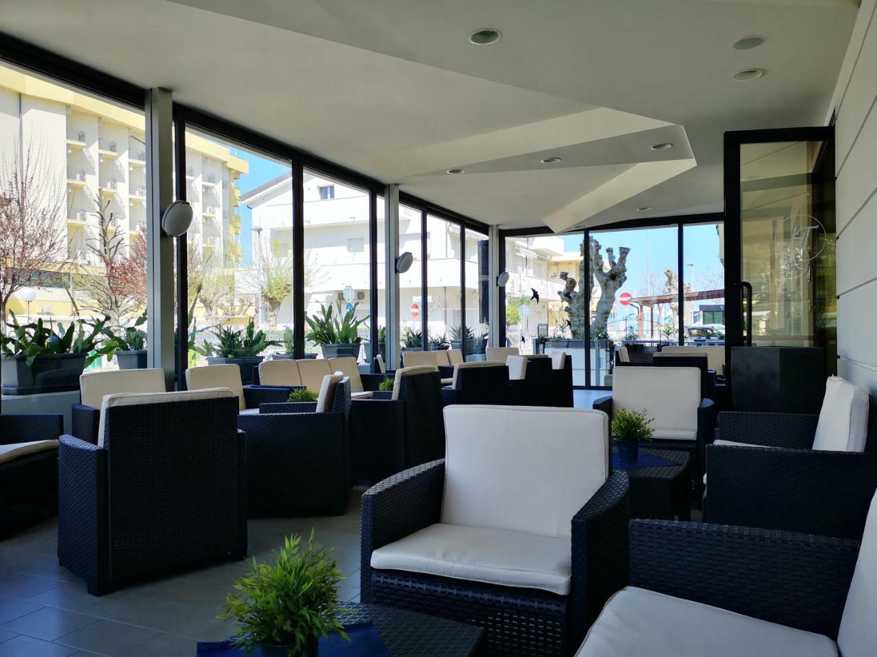 Hotel Tiglio Rimini Dış mekan fotoğraf