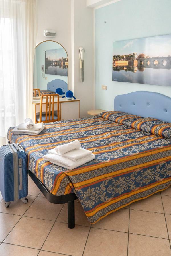 Hotel Tiglio Rimini Dış mekan fotoğraf