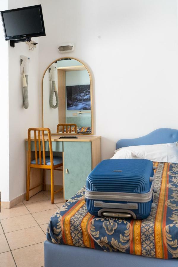 Hotel Tiglio Rimini Dış mekan fotoğraf